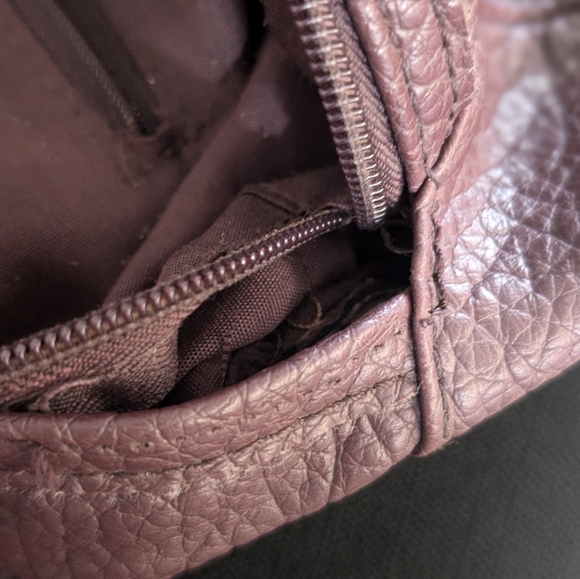 Jaclyn Smith Burgundy Faux Leather Shoulder Bag - Picture 9 of 9